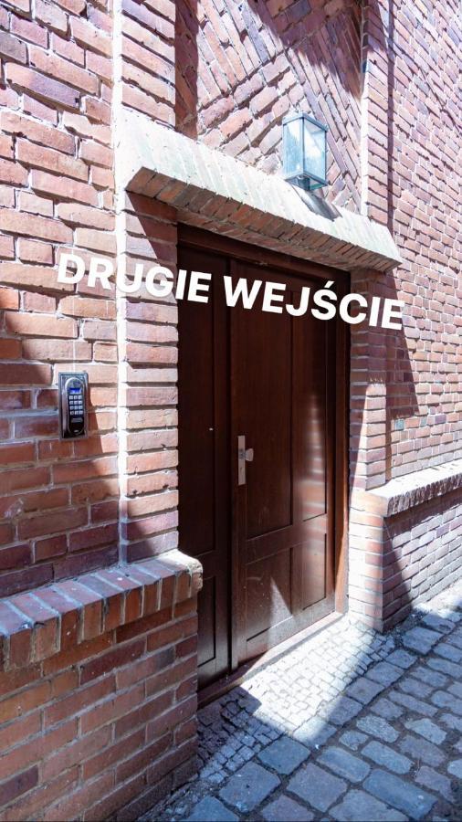 Kamienica Stare Miasto- Sw . Ducha. Elblag Luaran gambar